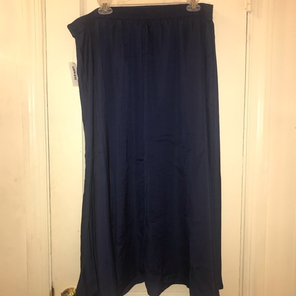 Old Navy Maxi skirt - Picture 5 of 7